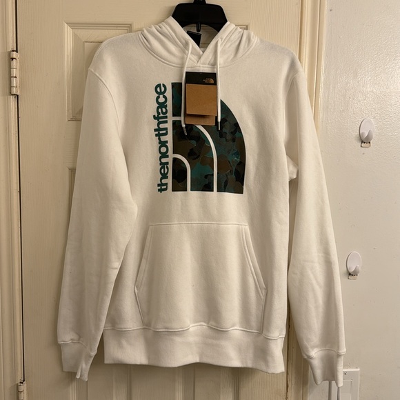 The North Face Men’s Hoodie - Picture 4 of 7